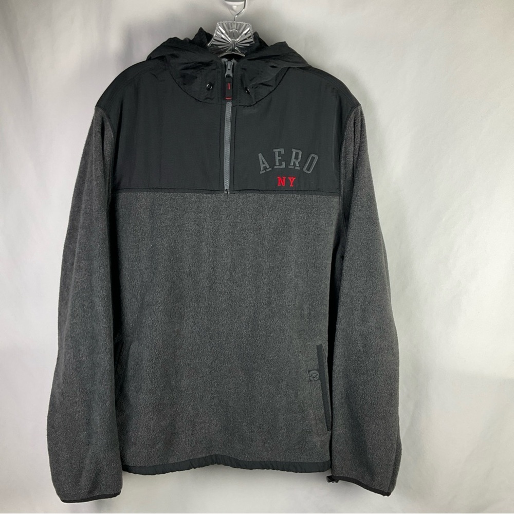 Aeropostale Men’s Size Large Gray/Black Fleece Hoodie Quarter‎ Zip Pullover